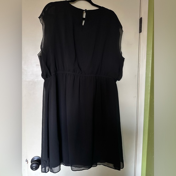 Soho Apparel Black Dress. Size 24. - Picture 3 of 4